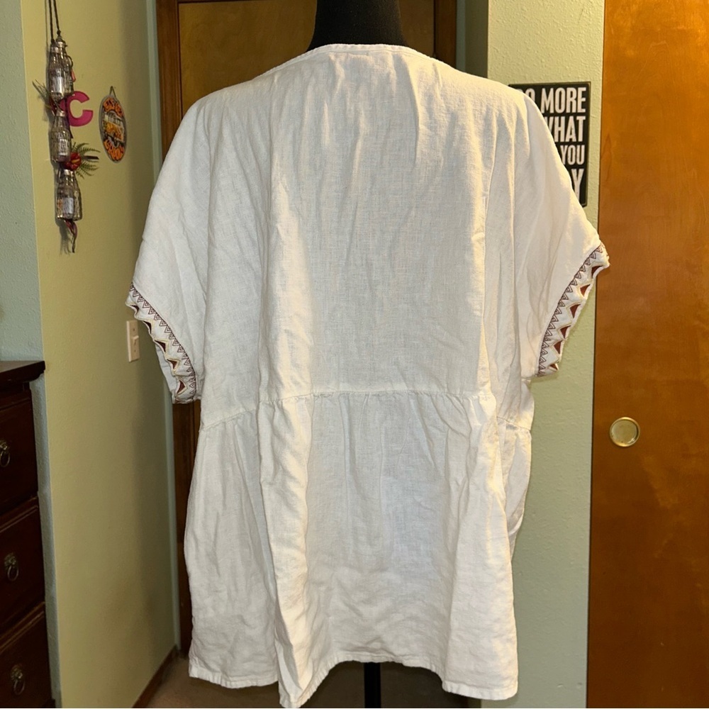 Sonoma white linen short sleeve top with geometric embroidery 2X peasant core - Picture 3 of 10